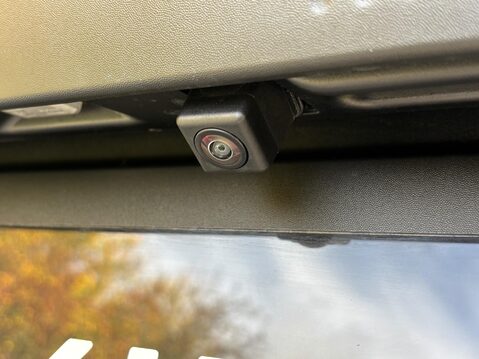 Suzuki e Vitara 61kWh Motion Auto 5dr 19