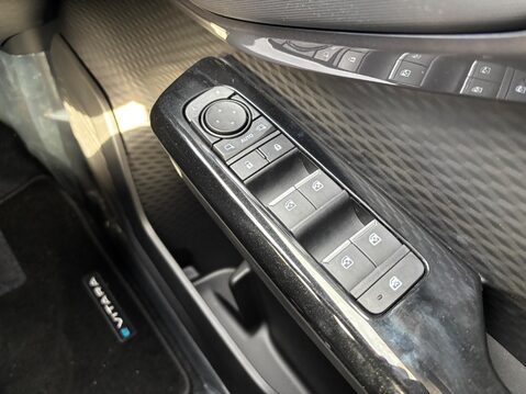 Suzuki e Vitara 61kWh Motion Auto 5dr 46