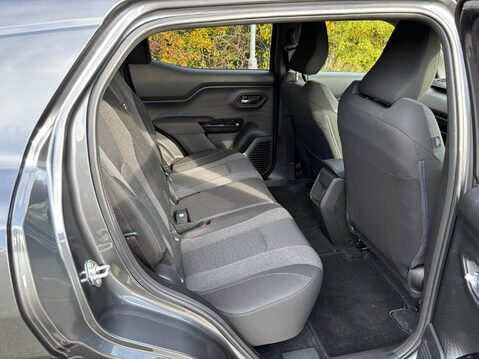 Suzuki e Vitara 61kWh Motion Auto 5dr 28