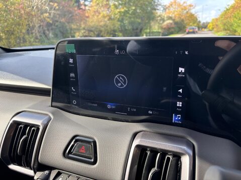 Suzuki e Vitara 61kWh Motion Auto 5dr 37