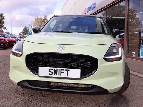 Suzuki Swift 1.2 MHEV Motion Euro 6 (s/s) 5dr 10