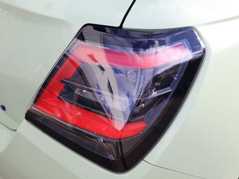 Suzuki Swift 1.2 MHEV Motion Euro 6 (s/s) 5dr 13