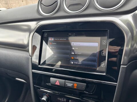 Suzuki Vitara 1.5 SZ5 AGS Auto Euro 6 (s/s) 5dr 29