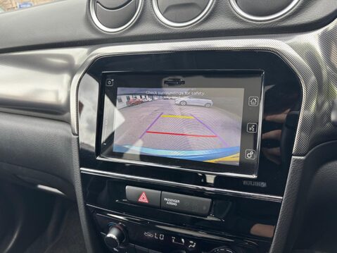 Suzuki Vitara 1.5 SZ5 AGS Auto Euro 6 (s/s) 5dr 33