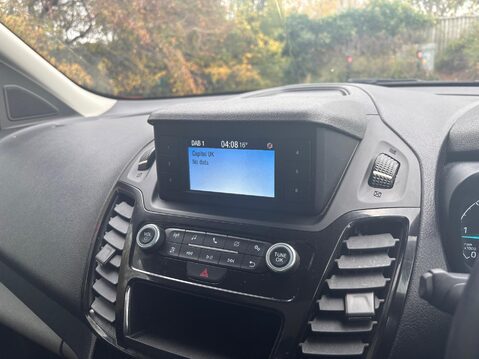 Ford Tourneo Connect 1.5 EcoBlue Titanium Auto Euro 6 (s/s) 5dr 28