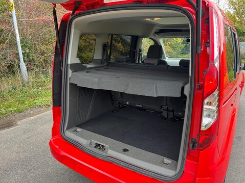 Ford Tourneo Connect 1.5 EcoBlue Titanium Auto Euro 6 (s/s) 5dr 7