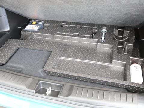 Suzuki Vitara 1.5 SZ-T AGS Auto Euro 6 (s/s) 5dr 34