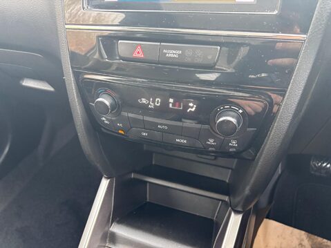 Suzuki Vitara 1.4 Boosterjet MHEV SZ5 Euro 6 (s/s) 5dr 28
