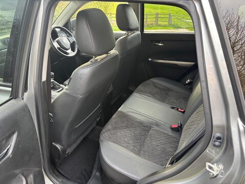 Suzuki Vitara 1.4 Boosterjet MHEV SZ5 Euro 6 (s/s) 5dr 12