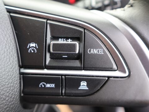 Suzuki Swift 1.2 MHEV Ultra Euro 6 (s/s) 5dr 27