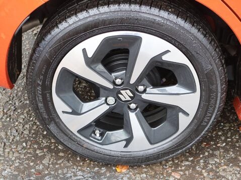 Suzuki Swift 1.2 MHEV Ultra Euro 6 (s/s) 5dr 31