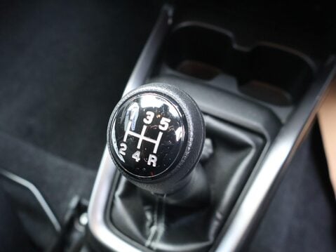 Suzuki Swift 1.2 MHEV Ultra Euro 6 (s/s) 5dr 22