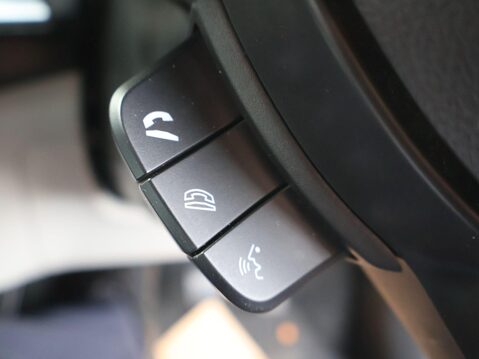 Suzuki Swift 1.2 MHEV Ultra Euro 6 (s/s) 5dr 29