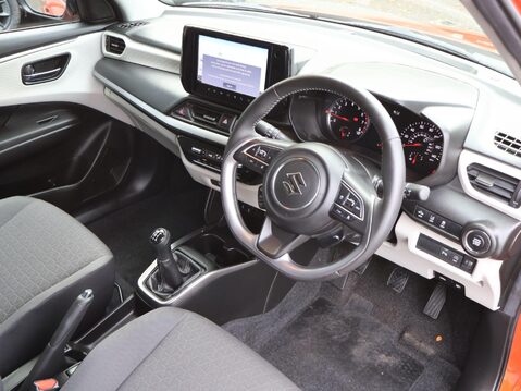 Suzuki Swift 1.2 MHEV Ultra Euro 6 (s/s) 5dr 11