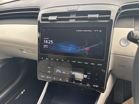 Hyundai TUCSON 1.6 h T-GDi Ultimate Auto Euro 6 (s/s) 5dr 25