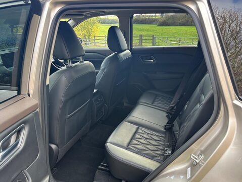 Nissan X-Trail 1.5 DIG-T MHEV Tekna+ XTRON Euro 6 (s/s) 5dr 17