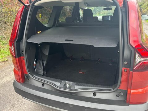 Dacia Jogger 1.0 TCe Expression Euro 6 (s/s) 5dr 8