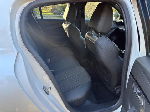 Peugeot 208 1.2 PureTech GT EAT Euro 6 (s/s) 5dr 12