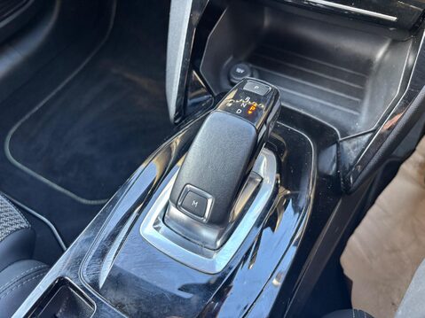 Peugeot 208 1.2 PureTech GT EAT Euro 6 (s/s) 5dr 27