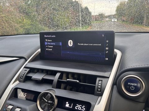 Lexus NX 2.5 300h Luxury E-CVT 4WD Euro 6 (s/s) 5dr 16