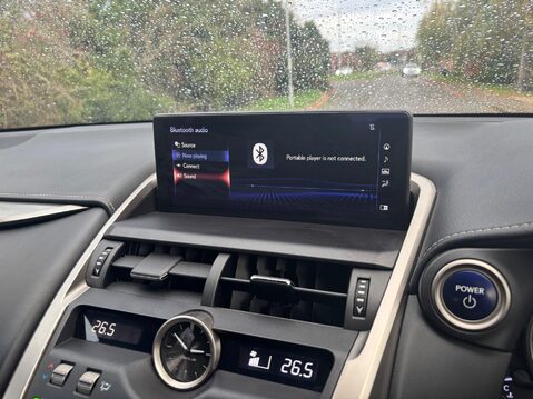 Lexus NX 2.5 300h Luxury E-CVT 4WD Euro 6 (s/s) 5dr 20