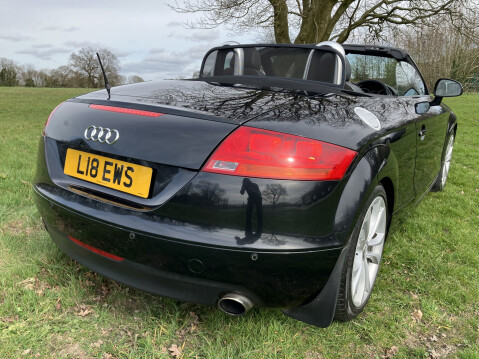 Audi TT QUATTRO S 5