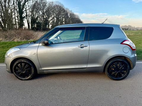 Suzuki Swift SZ2 8