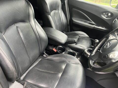 Nissan Juke TEKNA DCI 17
