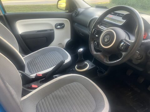 Renault Twingo PLAY SCE 15