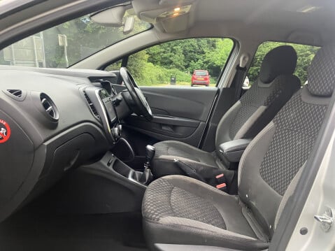Renault Captur DYNAMIQUE S NAV TCE 18
