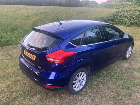 Ford Focus TITANIUM 10