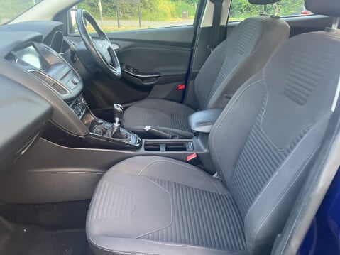Ford Focus TITANIUM 14