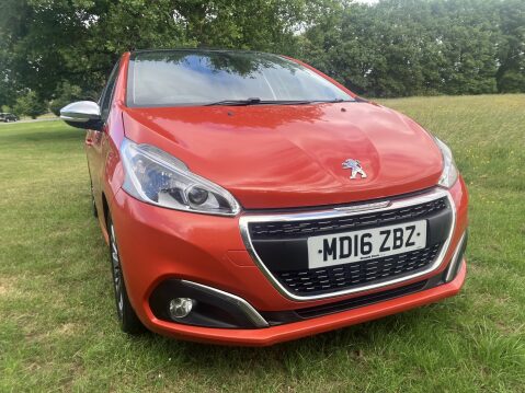 Peugeot 208 ALLURE 19