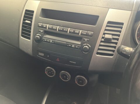 Mitsubishi Outlander INTENSE WARRIOR H-LINE DI-D 14