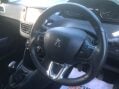 Peugeot 208 PURETECH XS WHITE 6