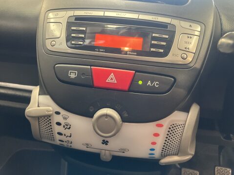 Toyota Aygo VVT-I ICE 14