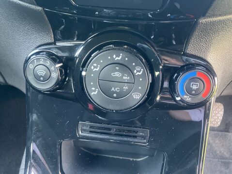 Ford Fiesta ZETEC 12