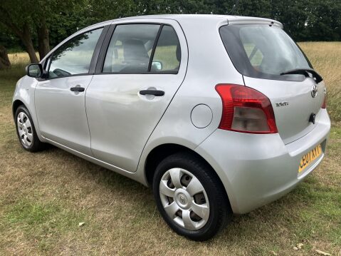 Toyota Yaris T2 VVT-I 16