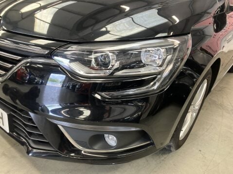 Renault Megane DYNAMIQUE NAV DCI 5