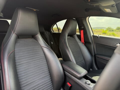 Mercedes-Benz A Class 1.6 A200 AMG Sport 7G-DCT Euro 6 (s/s) 5dr 10