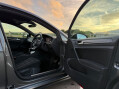 Volkswagen Golf GTD TDI DSG 12
