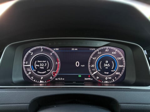 Volkswagen Golf GTD TDI DSG 19