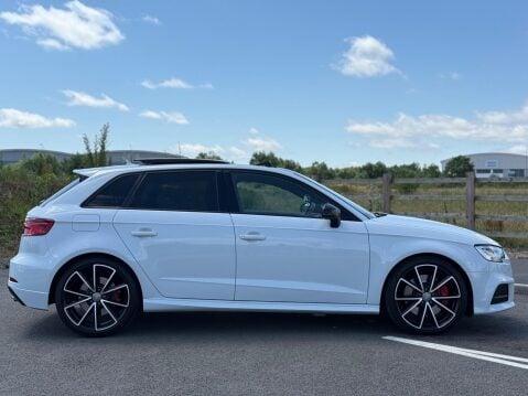 Audi S3 2.0 TFSI Black Edition Sportback S Tronic quattro Euro 6 (s/s) 5dr 3