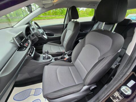 Hyundai i30 1.6 CRDi Blue Drive SE Euro 6 (s/s) 5dr 13