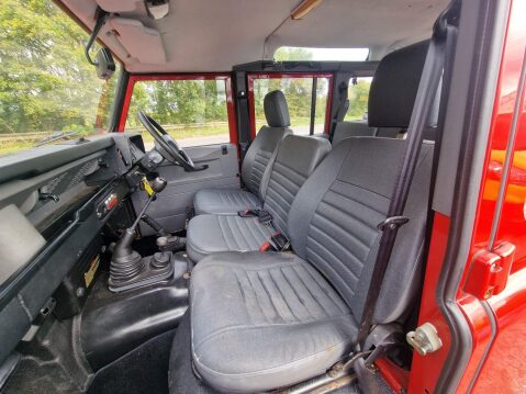 Land Rover Defender 2.5 TD5 MWB 12