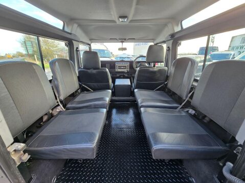 Land Rover Defender 2.5 TD5 XS 3dr 12