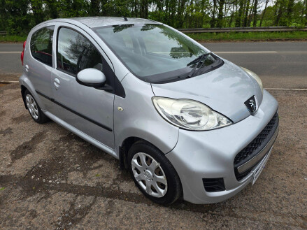 Peugeot 107 1.0 12V Urban 2 Tronic Euro 4 5dr