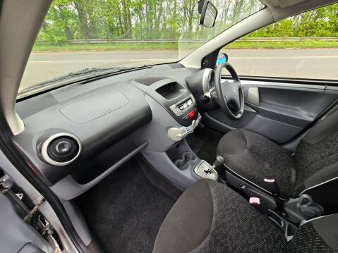Peugeot 107 1.0 12V Urban 2 Tronic Euro 4 5dr 12