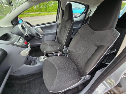 Peugeot 107 1.0 12V Urban 2 Tronic Euro 4 5dr 13