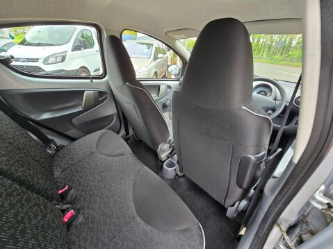 Peugeot 107 1.0 12V Urban 2 Tronic Euro 4 5dr 17